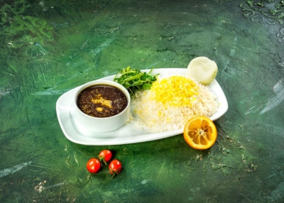 چلو قرمه سبزی